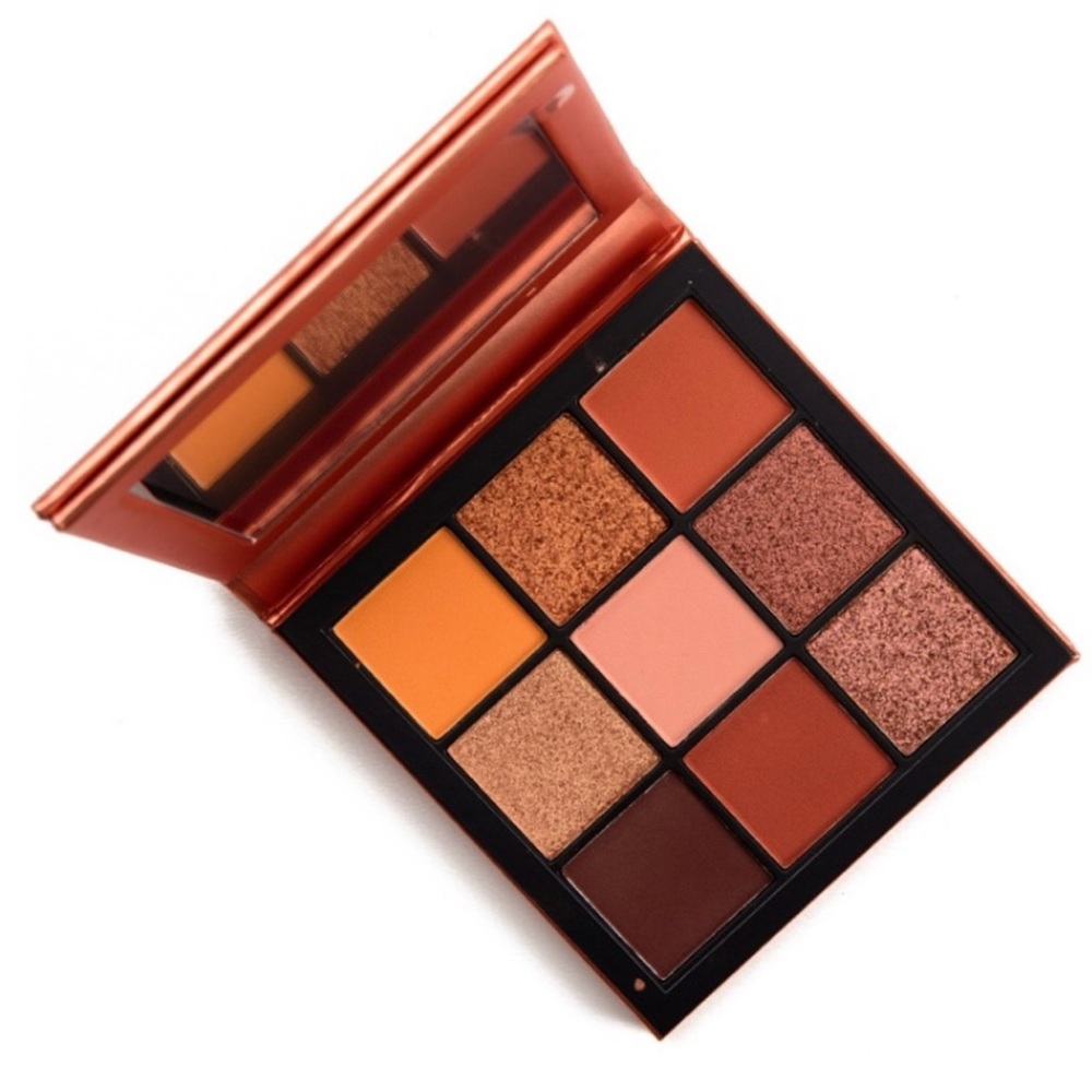 NIB HUDA BEAUTY TOPAZ OBSESSION PALETTE